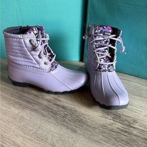 *SOLD* Sperry Lavender Floral Duck Boots